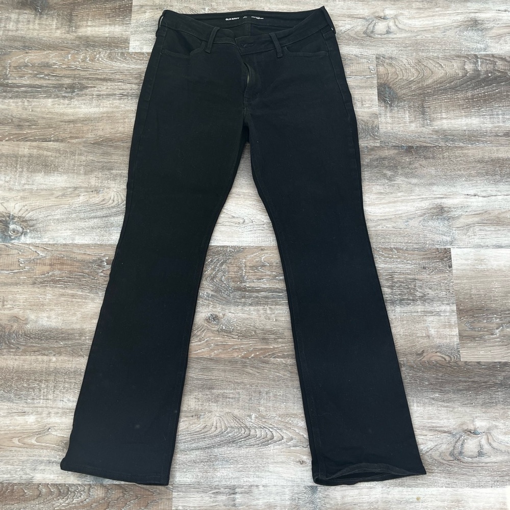 Old Navy Mid-Rise Boot Cut jeans - Size 10 Short
